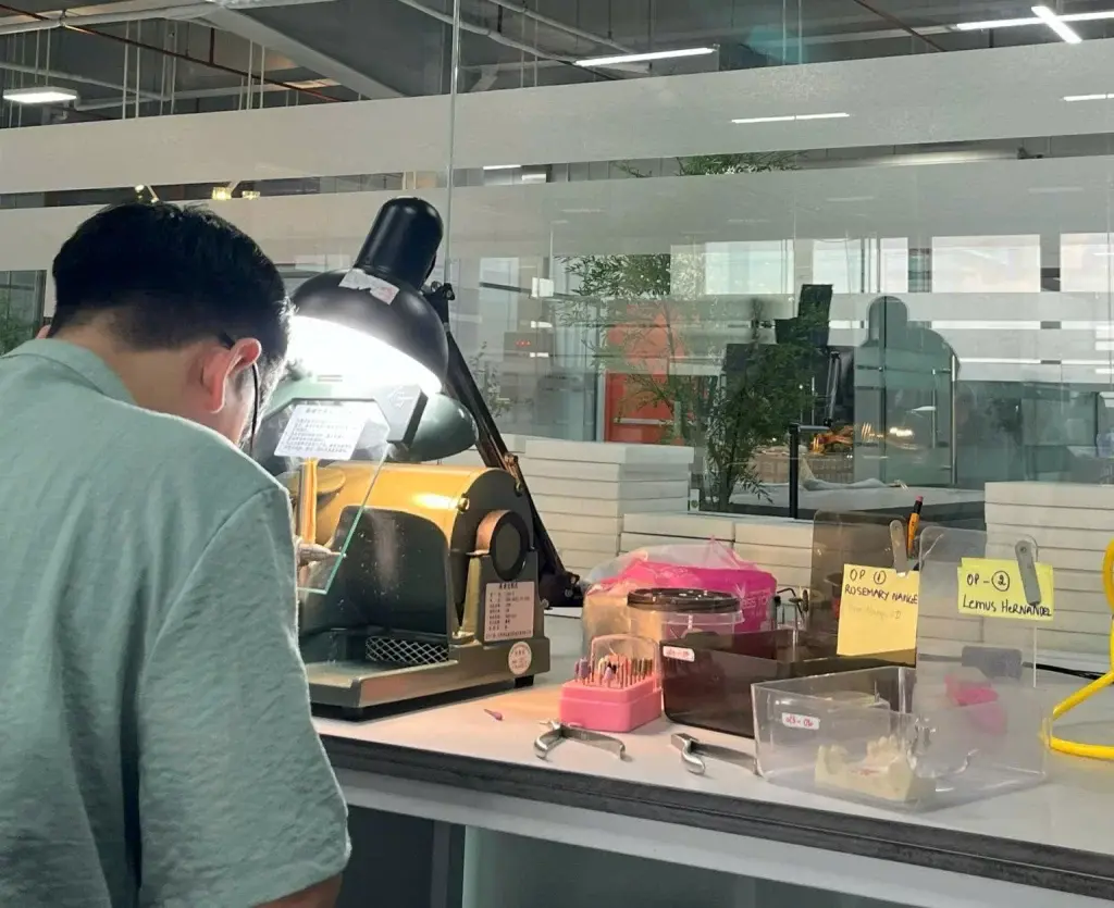XDENT LAB