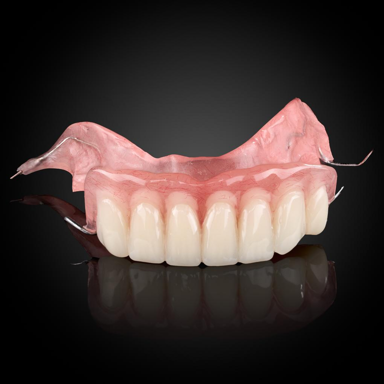 Phục Hình Tháo Lắp Bán Phần Nhựa Cứng
