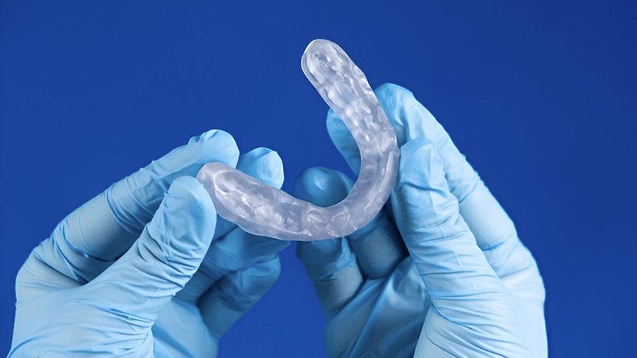 Độ Dày Máng Chống Nghiến Cứng: Những Điều Labo Nha Khoa Cần Biết